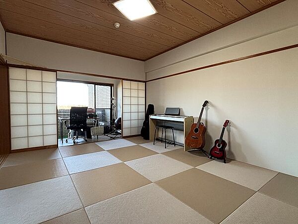 【和室】10帖別角度です
