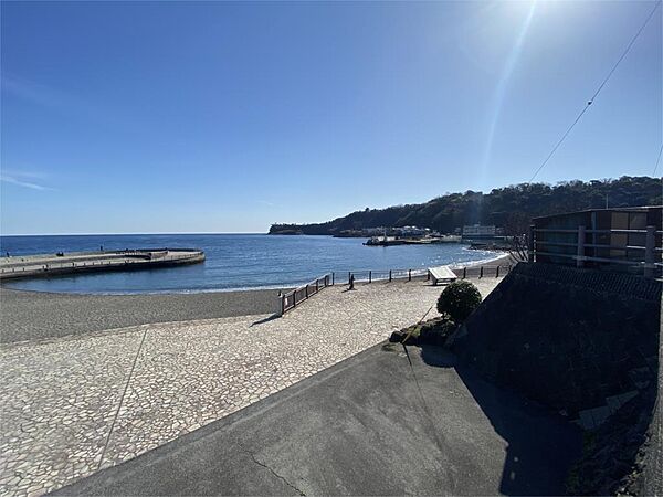 川奈いるか浜公園（982m）