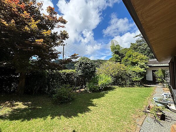 【庭】家庭菜園もお楽しみいただけます
