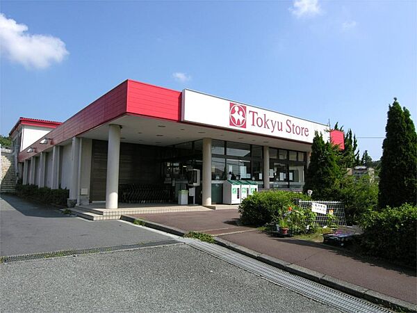 東急ストア伊豆高原店（4890m）