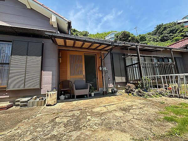 【玄関外】和の雰囲気を感じる玄関です