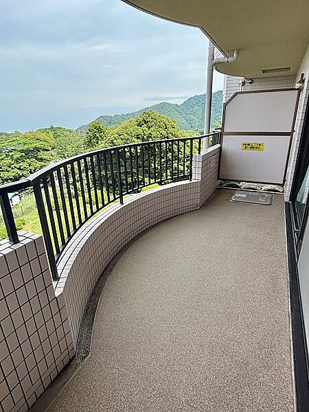 【バルコニー】天気が良い日は出てみて下さい