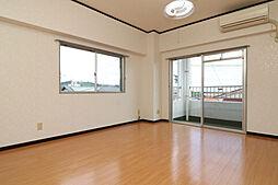 メゾン・ド鶴見 203 2階3LDKのリビング/ダイニング