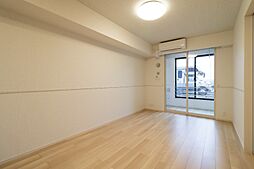 東武宇都宮線 東武宇都宮駅 バス16分 中丸公園前下車 徒歩4分の賃貸アパート 1階1LDKのリビング/ダイニング