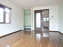 東武宇都宮線 東武宇都宮駅 4.5kmの賃貸アパート 2階1Kのリビング/ダイニング