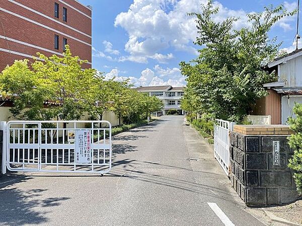 城東中学校 650m