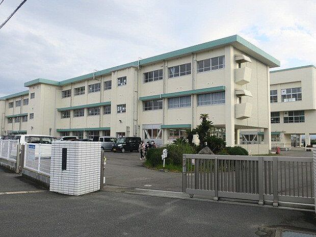 西与賀小学校 1000m