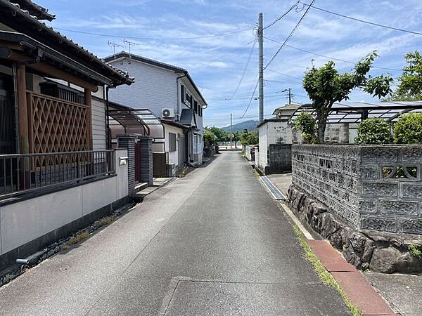 前面道路含む現地写真
