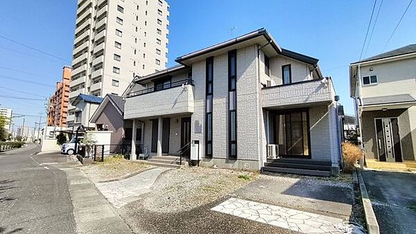 外観：323000375261