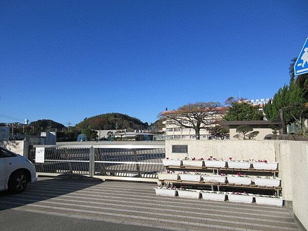 川上小学校 1200m