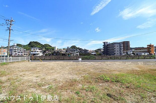 【前面道路】北東側前面道路幅員約6.4ｍ