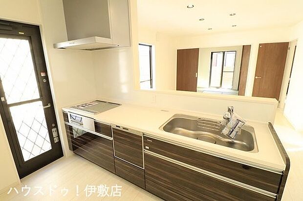 【建築プラン例…キッチン】・建物価格…1650万円・建築（延床）面積…86.11m2