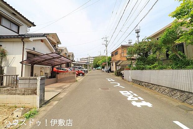 【前面道路】東側前面道路道路幅員約6.025ｍ