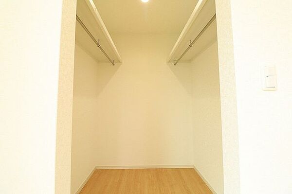 【建築プラン例…ウォークインクローゼット】【建物価格…1650万】【建物（延床）面積…86.11m2】