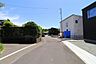 外観：【前面道路】
