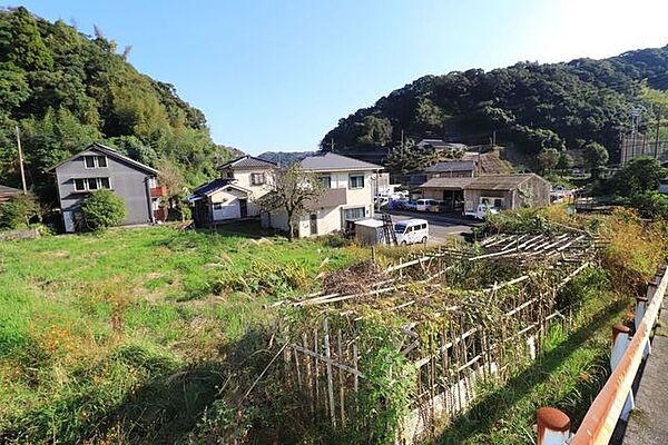 【外観写真】「他社で住宅ローンに落ちてしまった」「車のローンが残っている」など、住宅ローンでお困りの方はぜひ一度弊社までご相談ください。