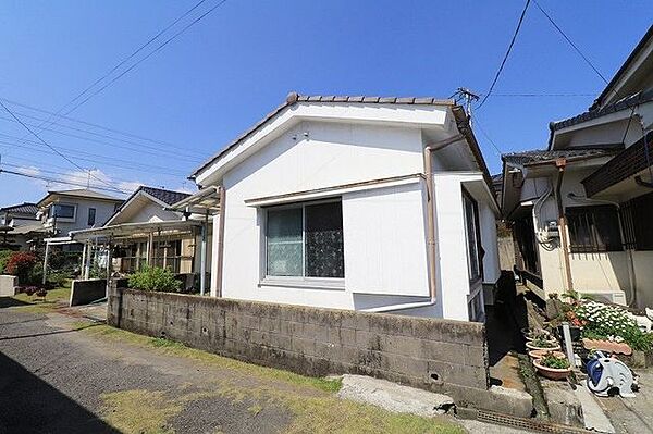 【外観写真】「他社で住宅ローンに落ちてしまった」「車のローンが残っている」など、住宅ローンでお困りの方はぜひ一度弊社までご相談ください。