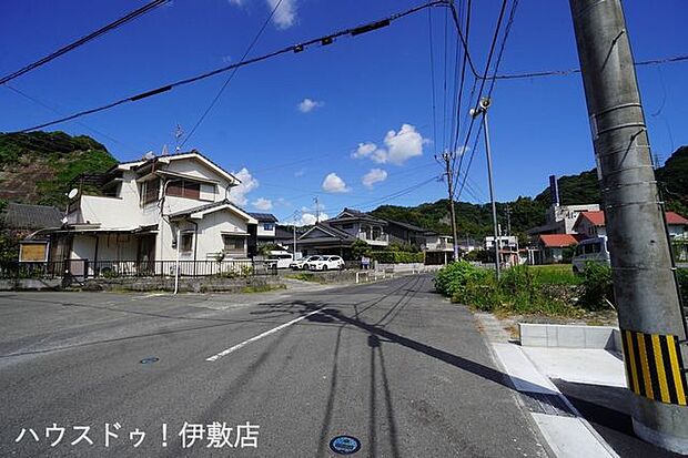 前面道路含む現地写真