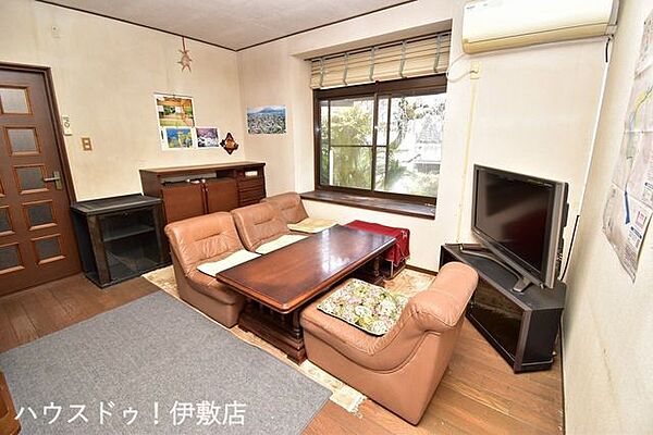 【リビング】空き物件につき、内覧可能です！