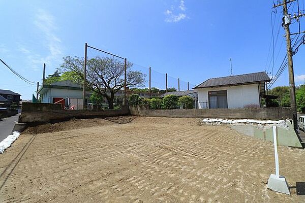 【外観写真】大明丘小学校まで約20ｍと通学に便利な立地！