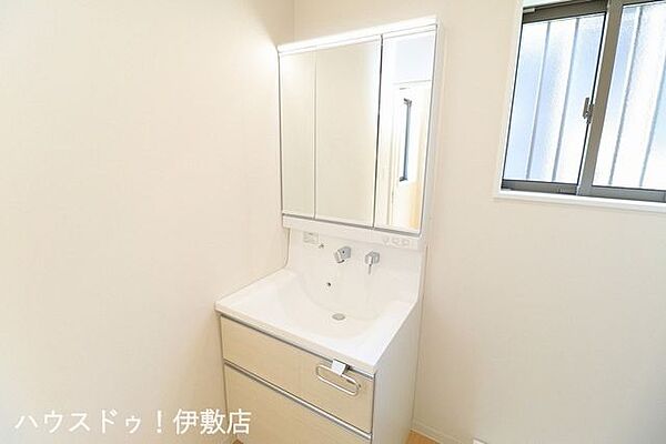【建築プラン例…みなみの家】【建物価格…1650万円】【建物（延べ床）面積…87.77m2】