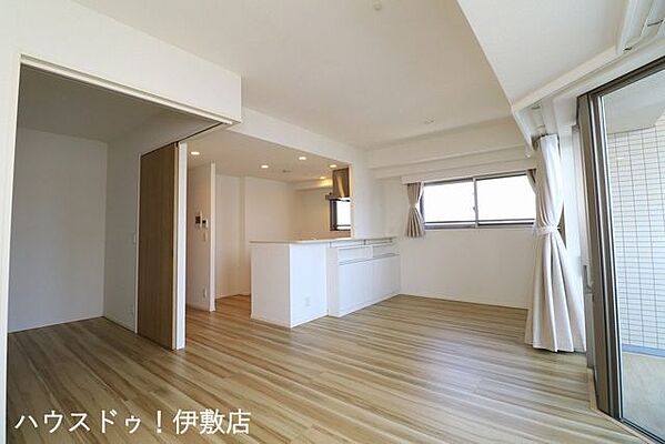 リビング/ダイニング プレミスト照国表参道 10階/-