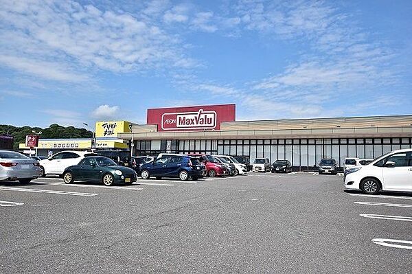 マックスバリュ武岡店【マックスバリュ武岡店】鹿児島市武岡1丁目にあるスーパーです。24時間営業 510m
