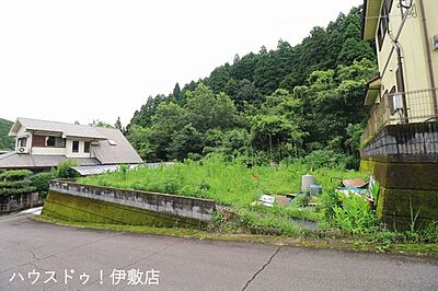 外観:【外観写真】・Aコープ郡山店まで徒歩7分・敷地72.9坪と広々 外観:【外観写真】・Aコープ郡山店まで徒歩7分・敷地72.9坪と広々