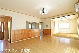 西餅田　中古戸建 3LDKのリビング/ダイニング