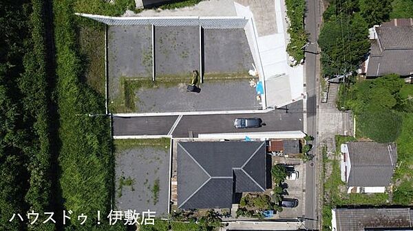 【航空写真】全4区画の分譲地の一画、敷地40.51坪、間口8.5ｍと広々です！