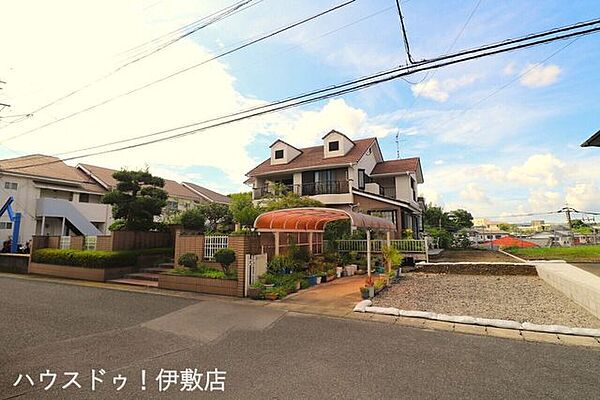 【外観写真】・南向きで陽当り良好！・5DKと家族が多い世帯にはうれしい間取り