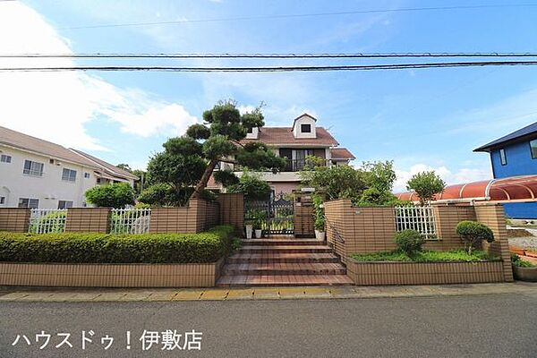 【外観写真】「他社で住宅ローンに落ちてしまった」「車のローンが残っている」など、住宅ローンでお困りの方はぜひ一度弊社までご相談ください。