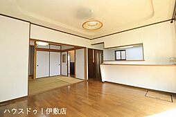 明和1丁目　中古戸建 4SLDKのリビング/ダイニング