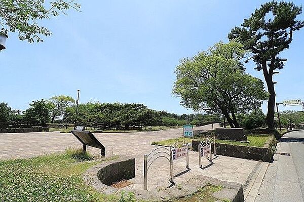 祇園之洲公園休館日　12月30日から1月2日まで広場・・・(1時間260円、照明設備1時間1000円) 1170m