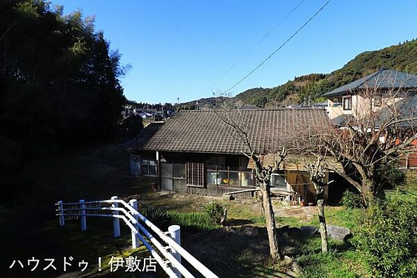 【外観写真】「他社で住宅ローンに落ちてしまった」「車のローンが残っている」など、住宅ローンでお困りの方はぜひ一度弊社までご相談ください。