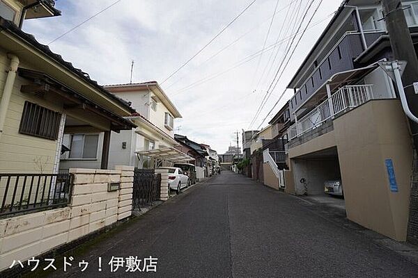 【前面道路】北西側前面道路