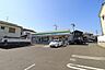 周辺：ファミリーマート西陵四丁目店【ファミリーマート 西陵四丁目店】飲食品、日用品を取扱うコンビニエンスストアー 340m