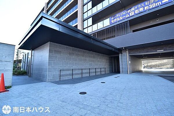 エントランス