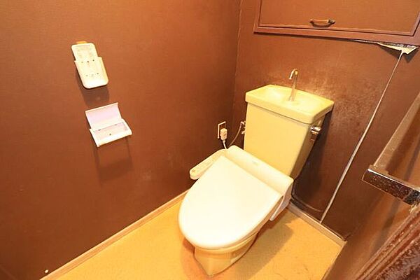 【トイレ】弊社にて無料でリフォーム見積もり致します。ワンストップサービスで物件の購入からリフォーム工事まで弊社にお任せ下さい