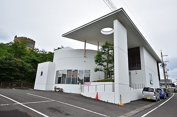 渡辺ファミリークリニック【渡辺ファミリークリニック】鹿児島市松陽台町にある病院です。診療科目　内科・外科・小児科（2歳以上） 1600m