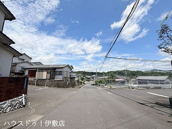 【前面道路】北西側前面道路