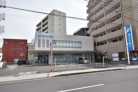 南日本銀行上町支店【南日本銀行上町支店】鹿児島市大竜町にある銀行です。ATM 平日、土日祝8:00~21:00 340m