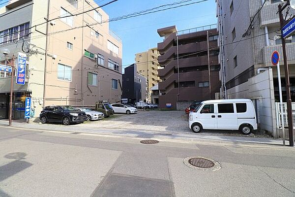 【外観写真】・周辺にコンビニや市役所、スーパー等あり住環境良好
