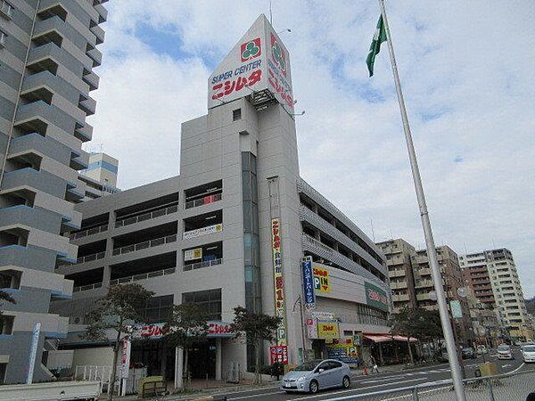 ニシムタ北ふ頭店【ニシムタ北ふ頭店】家庭雑貨用品、居住関連用品、カー・レジャー・スポーツ関連用品、家電製品、食料品その他の販売営業時間　9：00～25：00 270m
