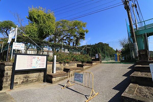 帖佐小学校[帖佐小学校]学校教育目標夢や希望を抱いて挑戦し、自己実現を図る帖佐っ子校訓やさしく、かしこく、たくましく 1700m