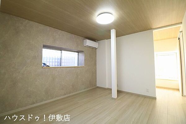 洋室を拡大表示