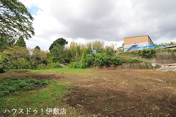 【外観写真】建築条件なし！お好きなハウスメーカーで建築できます！弊社でもお客様のご予算、ご要望に合わせて建築プランのご提案いたします