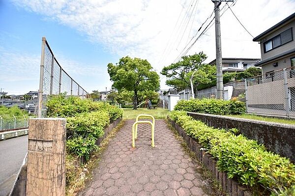 武岡後藤谷公園【武岡後藤谷公園】鹿児島市武岡3丁目にある公園です。遊具有あり 280m