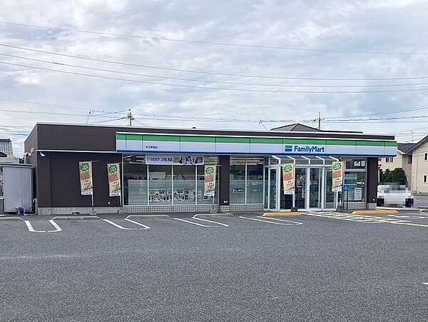 ファミリーマート米子新開店 580m