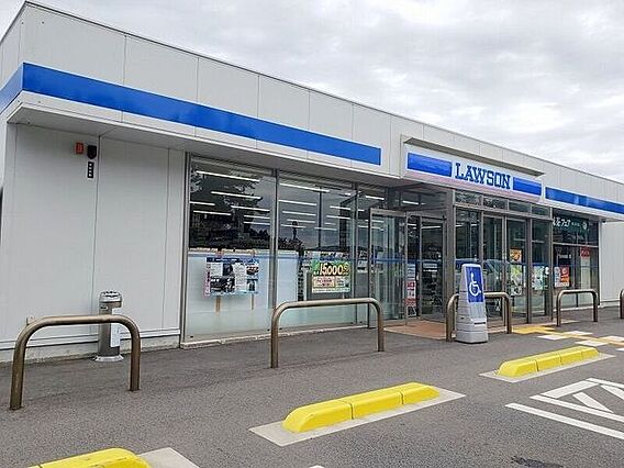 ローソン境港小...